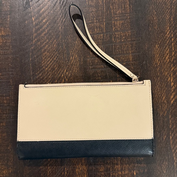 Kate Spade Two-Tone Saffiano Leather Wristlet Wallet Beige Black - Picture 6 of 8
